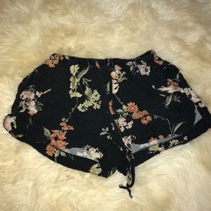 Super cute and soft floral shorts!